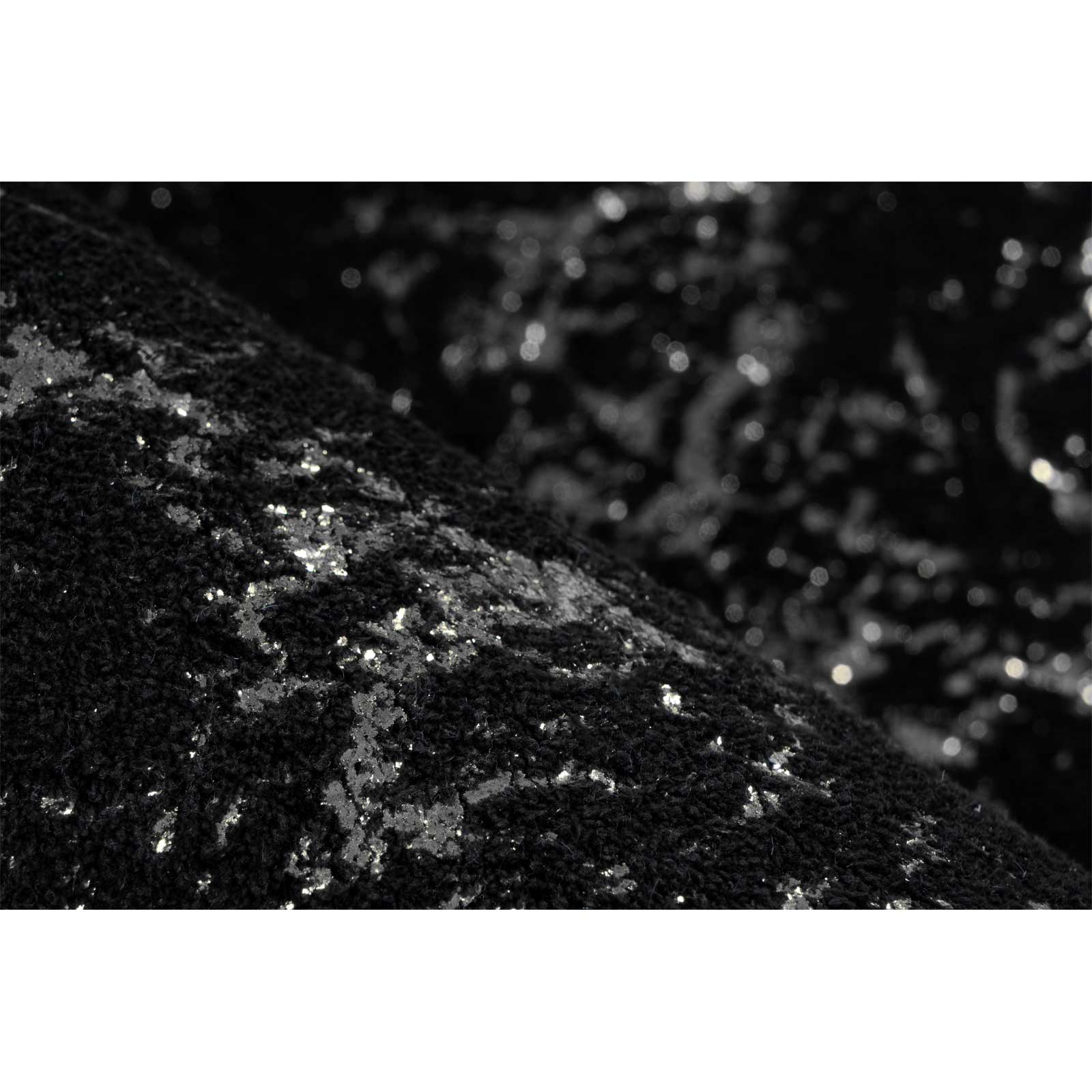 PapoeaNieuwGuinea plakband Eerlijkheid Luxe zwart met zilver vloerkleed kopen? | Vloerkleden | kameraankleden.nl